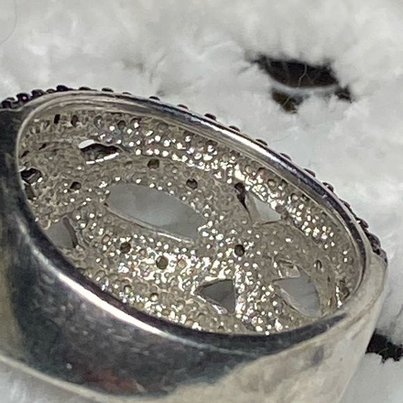 Vintage 925, black and white diamond accent. Size 7 Wide band - Picture 2 of 8